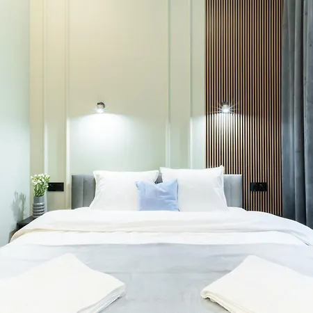 Charm & Comfort Renovated Gem In Old Town Sarego B