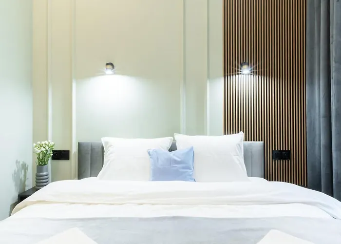 Charm & Comfort Renovated Gem In Old Town Sarego B