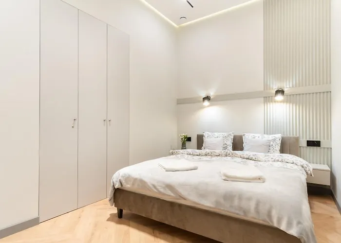 Charm & Comfort Renovated Gem In Old Town Sarego B Apartamento *