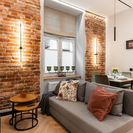 Апартаменты Charm & Comfort Renovated Gem In Old Town Sarego B Краков